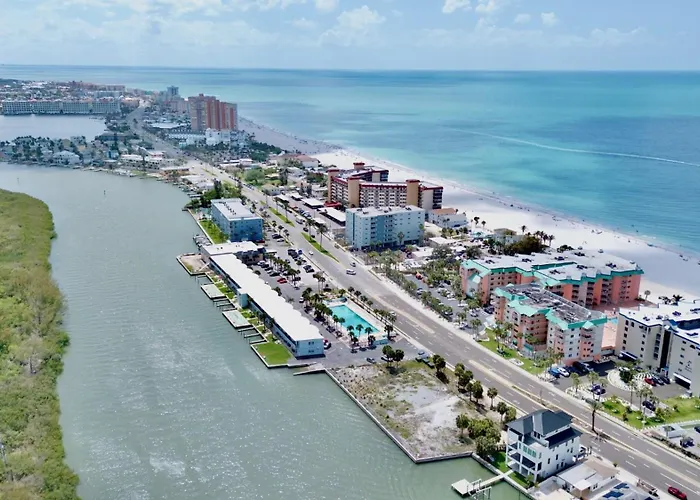 I 111 * Clearwater Beach